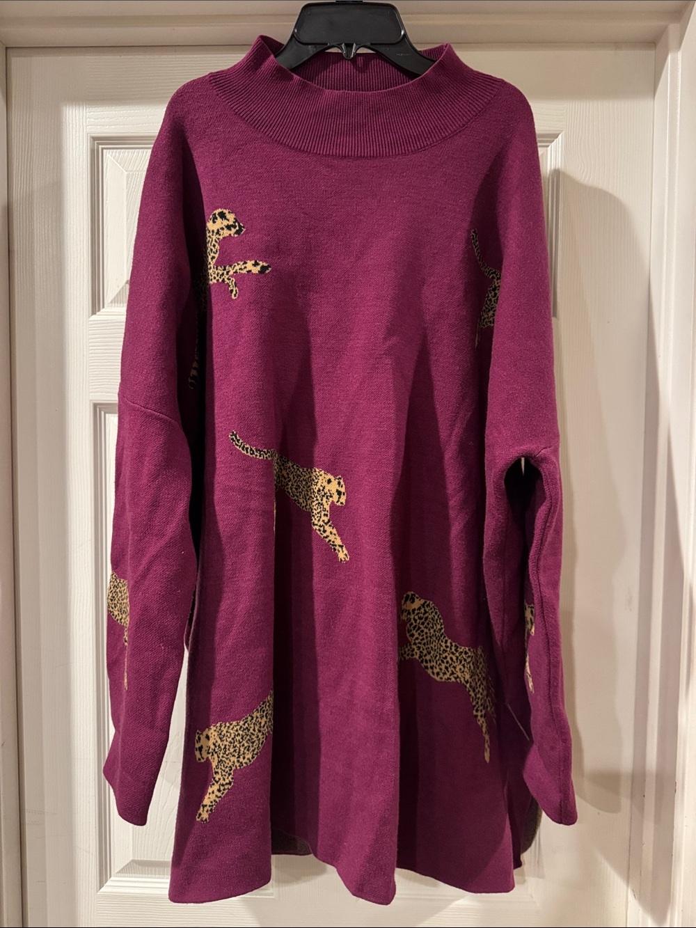 entro Deep Pink Knit Top with Gold Accent - Picture 1 of 4